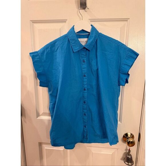 The Shirt by Rochelle Behrens Tops - The Shirt Rochelle Behrens Royal Blue Cap Sleeve Button Up Shirt sz M EUC